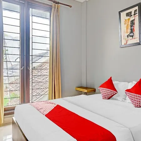 Hotel OYO 90738 Griya Dara